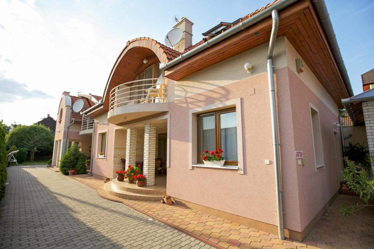 Aranyapartman Hajdúszoboszló Exteriér fotografie